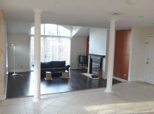 12 London Ct, Teaneck, NJ 07666