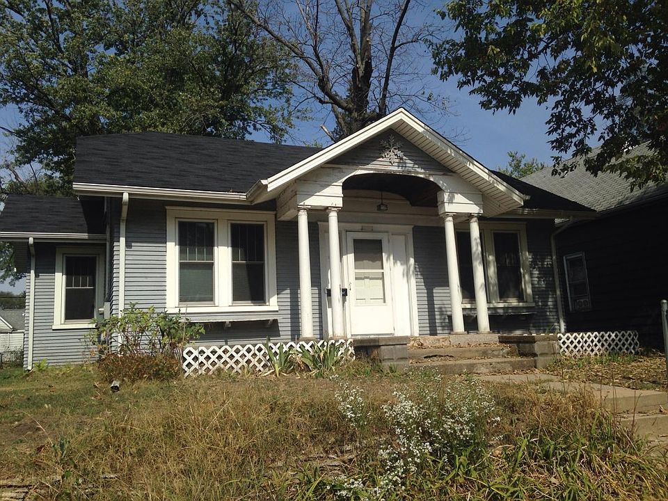 1st image of 3031 W Montana St