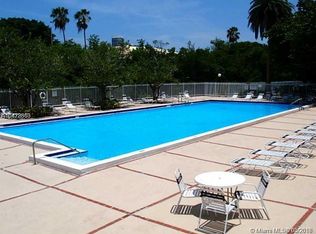 7301 Wayne Ave, Miami Beach, FL 33141