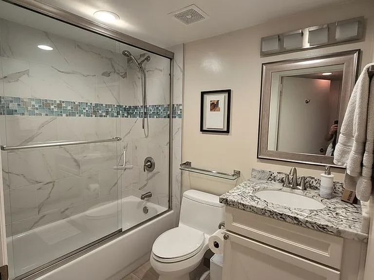 401 N Coast Hwy N #310 — Photo 12