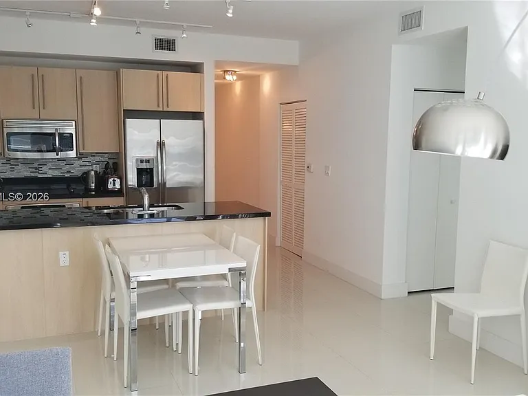 1111 SW 1st Ave #3516 — Photo 19