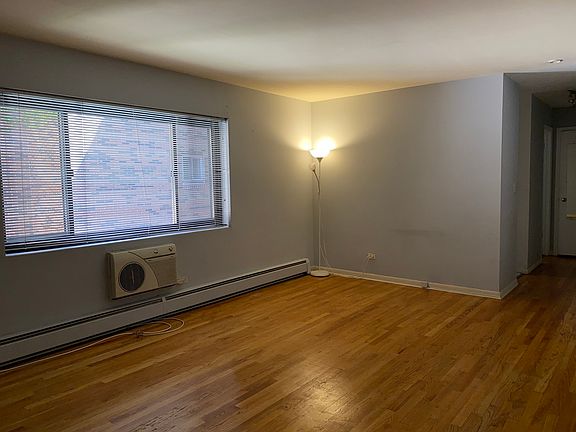 4th image of 2336 N Commonwealth Ave APT 203