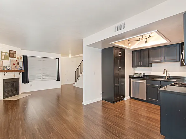 6113 Orange Ave #8, Cypress, CA 90630