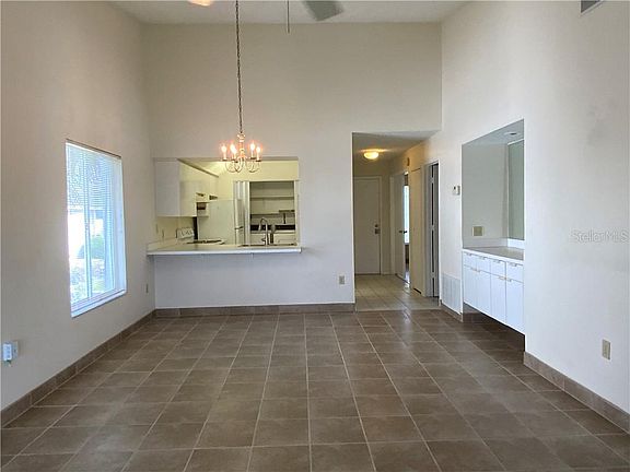 3rd image of 4408 White Pine Ave #4