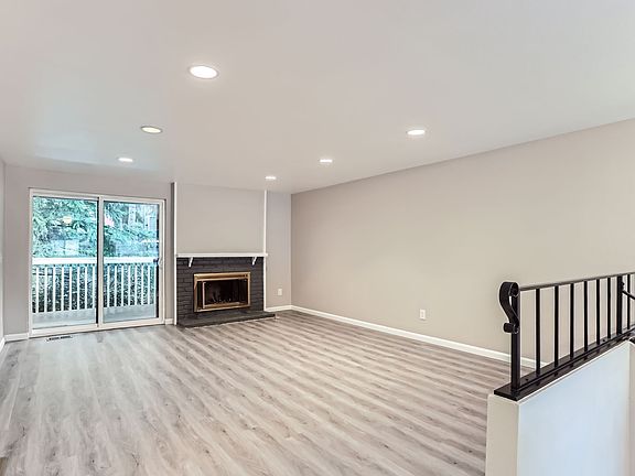 2nd image of 11428 105th Pl NE