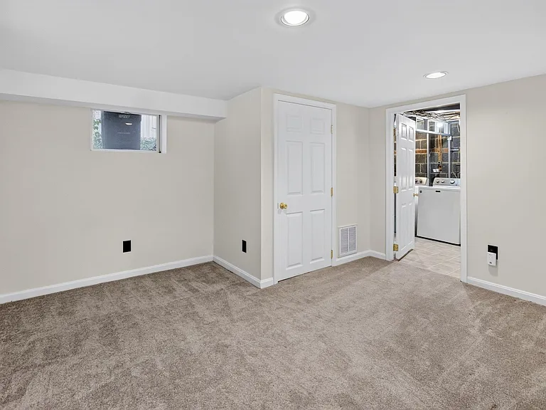 23 Underwood Pl — Photo 12