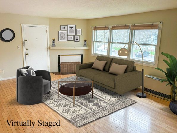 76 South Street #G, Essex, VT 05452