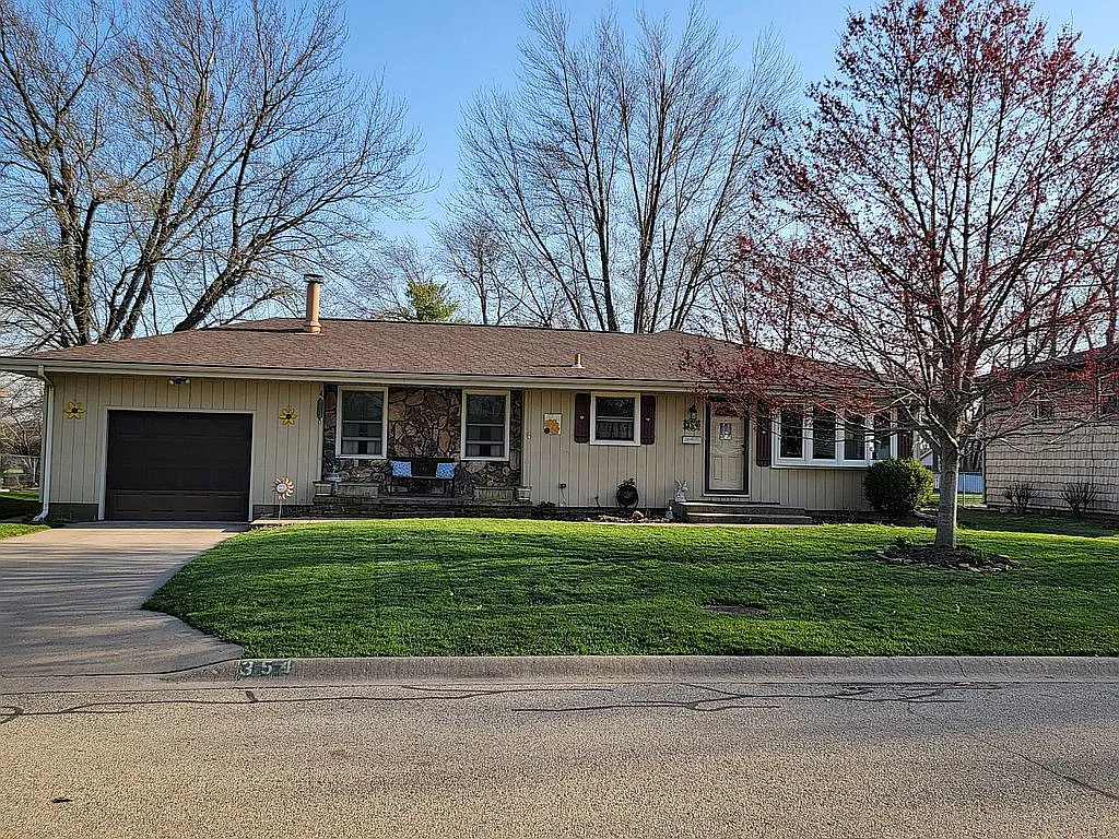 354 E Fernwood St photo 1