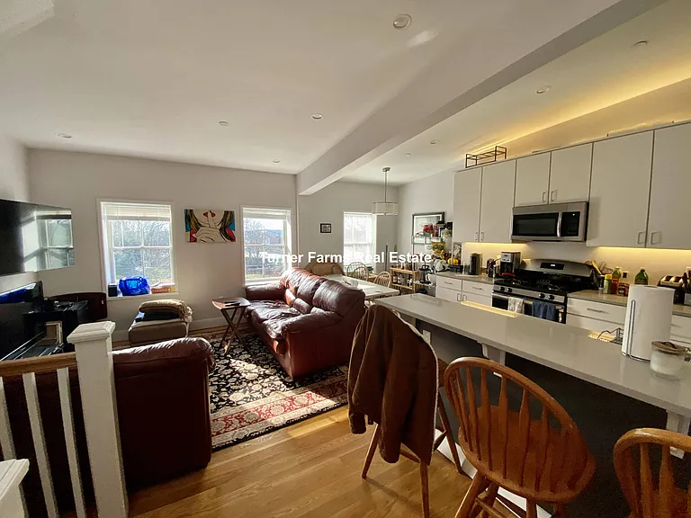 11 Highland Park Ave #2A — Photo 4
