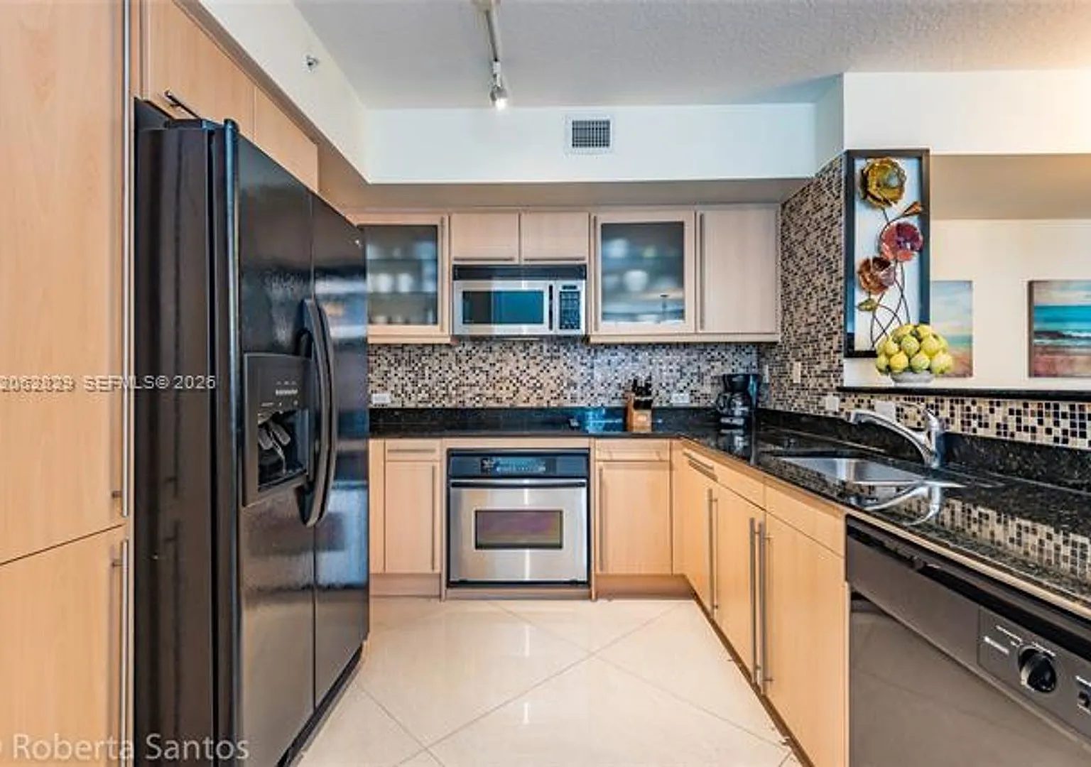 2080 S Ocean Dr cu-804, Hallandale Beach, FL 33009 — Photo 1