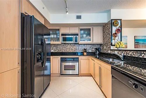 2080 S Ocean Dr #CU-804 Photo 1