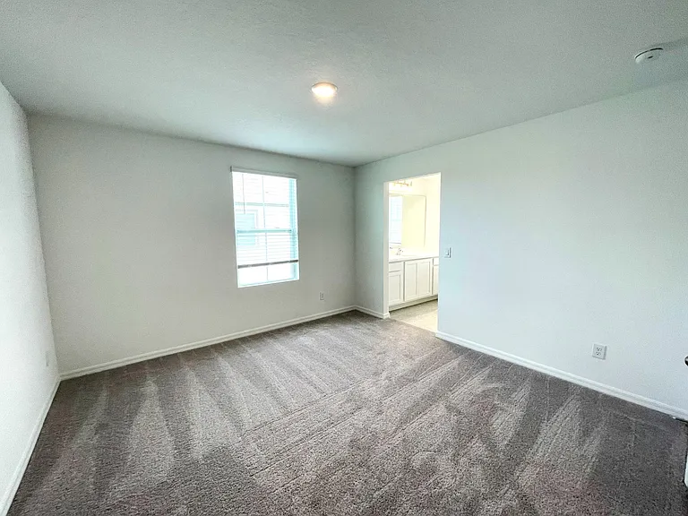 1689 Sanibel Dr — Photo 9