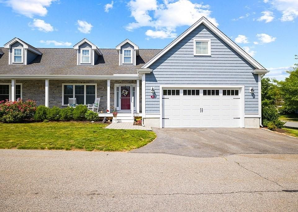 1st image of 34 Lebaron Blvd Unit 34