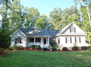 146 Oyster Cove Lndg, Hartfield, VA