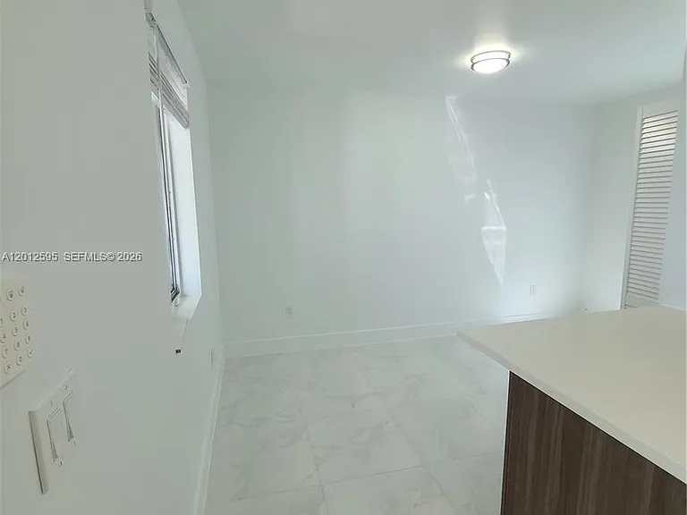 1646 NW 1st Pl #4 — Photo 4