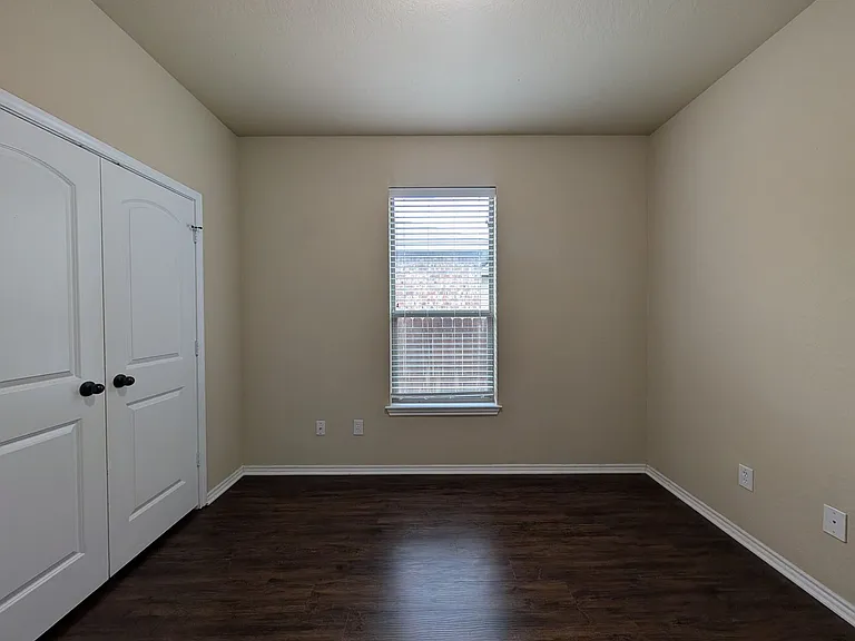 298 Rosalie Dr — Photo 16