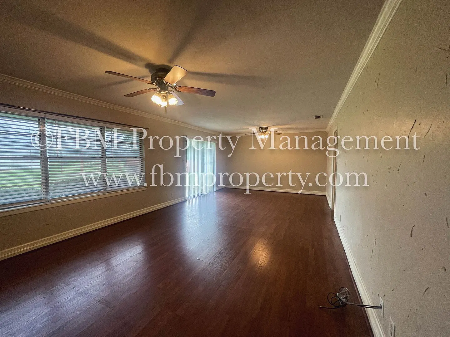 3 bed, 2.0 bath, 1632 sqft, $1,900 — Photo 2
