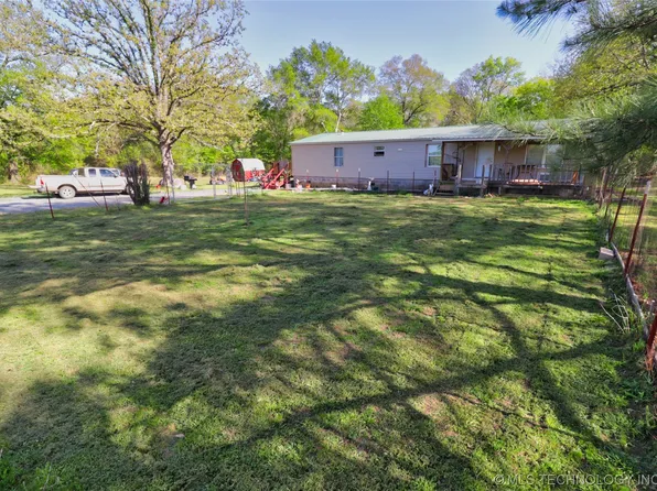 9303 SW 156th Rd, Wilburton, OK 74578