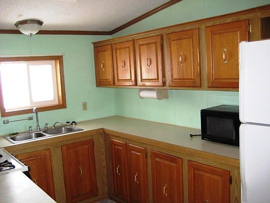 5th image of 13990 Pearl Lake Dr