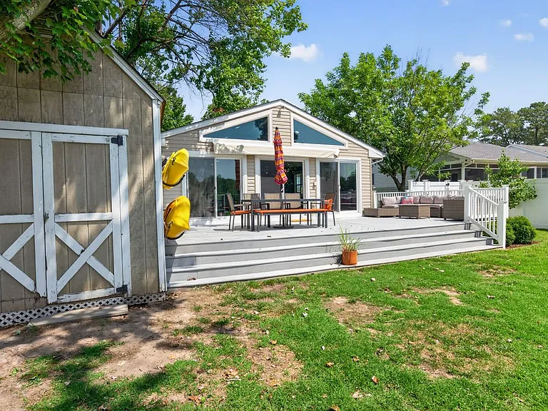1035 Chester River Dr — Photo 28