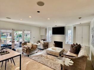 17150 Superior St, Northridge, CA 91325