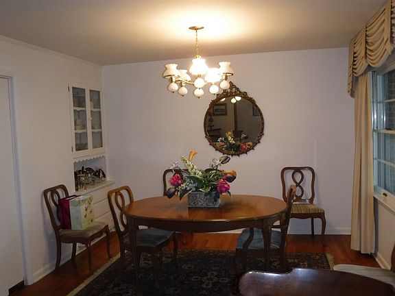 4th image of 147 Meadow Ln