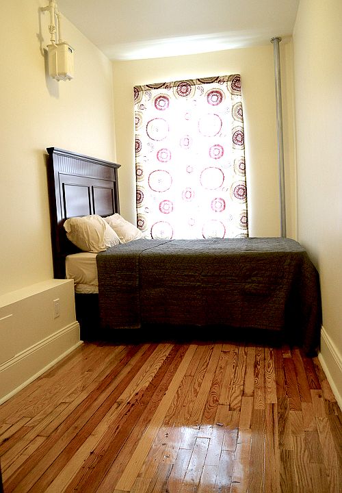 2nd image of 27 Broadway Ter APT 1D