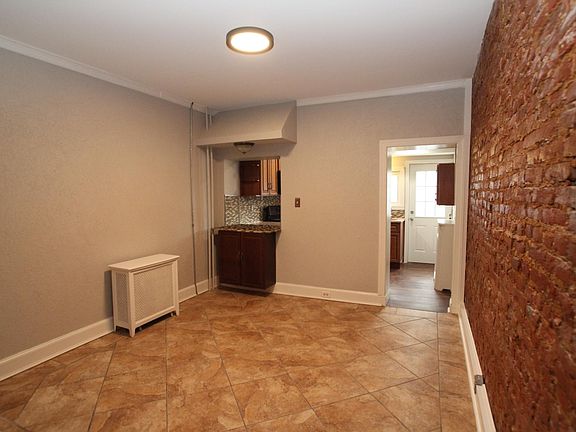 5th image of 2242 N Mascher St