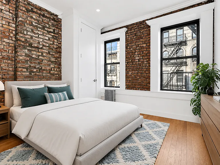 829 9th Ave #1B — Photo 2