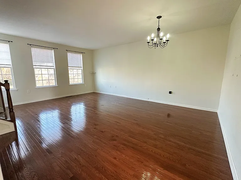 237 Chickadee Ct — Photo 6