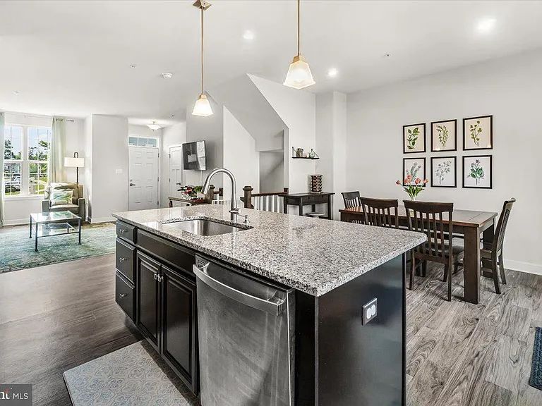 10732 Lamoka Ln — Photo 11