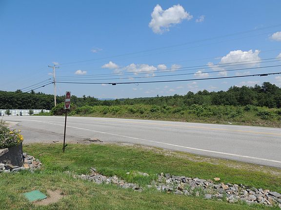 3rd image of 355 Laconia Road