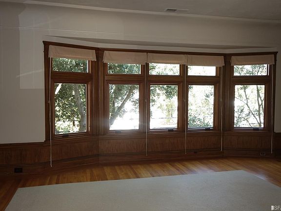 5th image of 347 Lake St