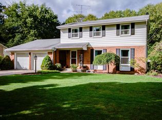 2289 Woodcliff Ave SE, Grand Rapids, MI 49546