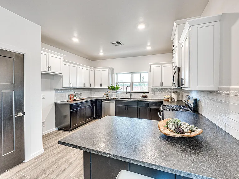 14524 Giverny Ln — Photo 9