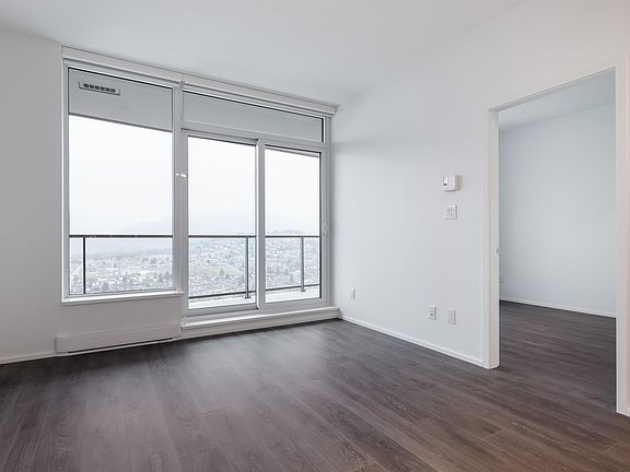 4th image of 4650 Brentwood Blvd #4109