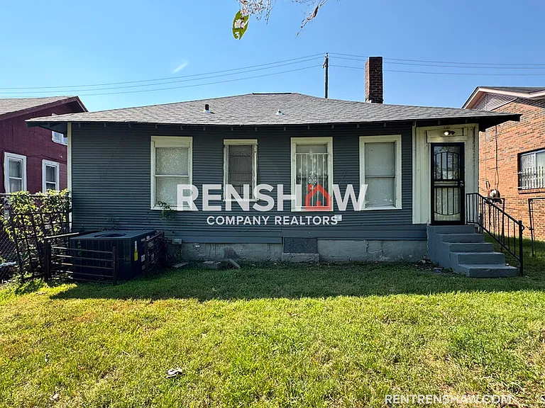 696 Decatur St — Photo 14