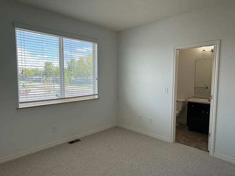 1320 Kestrel Ln #C — Photo 7