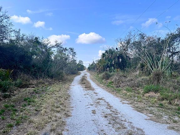 3rd image of 4108 Sebring Lakes Boulevard