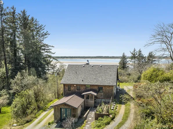 31205 Highway 101 N, Rockaway Beach, OR 97136