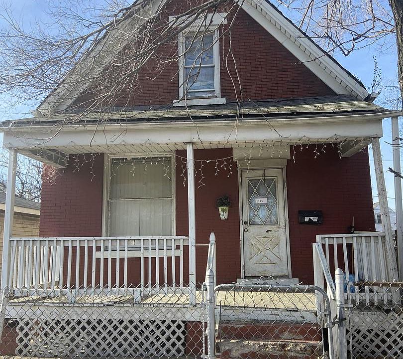 1st image of 1928 N Cicero Ave