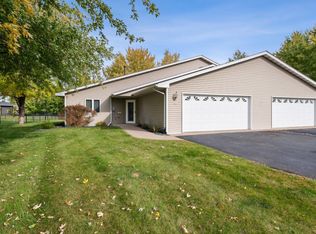 366 Creekview Ct, Baldwin, WI 54002