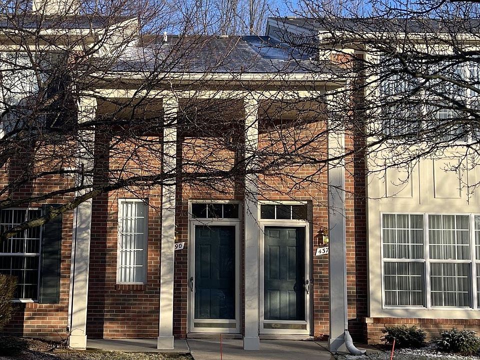 1st image of 43790 Rushcliffe Dr