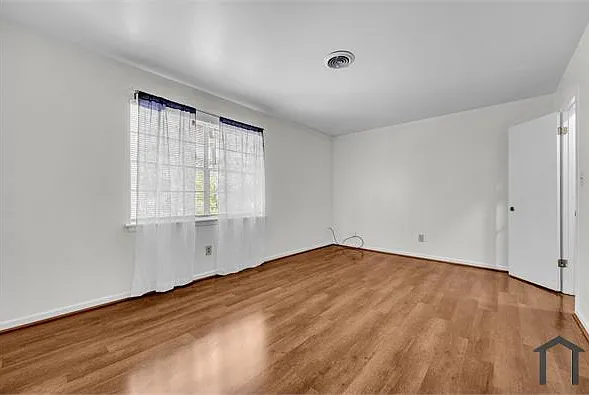 2136 Lynngate Dr #C — Photo 23