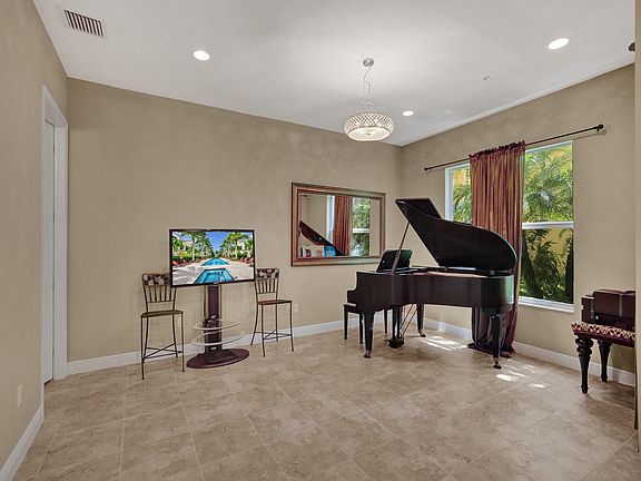 3rd image of 12420 NW 17th Manor