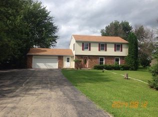 53 Burkhart Dr, Oswego, IL