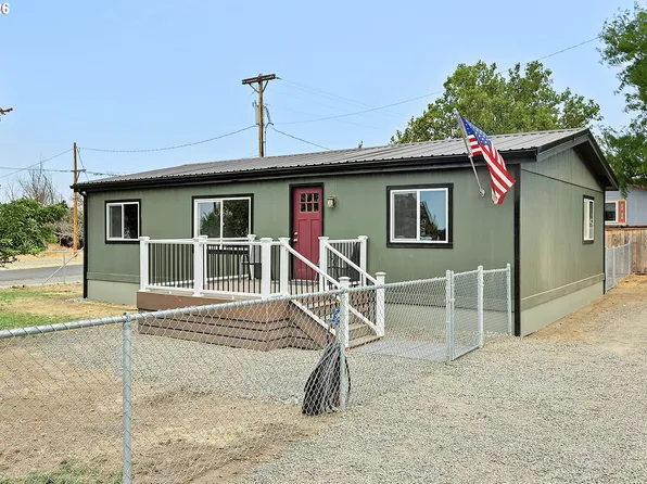 301 E Court St, Condon, OR 97823