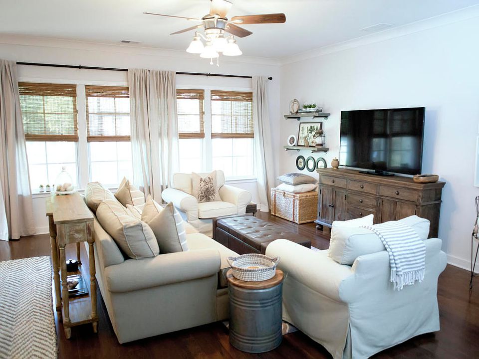 1st image of 204 Silver Cypress Cir