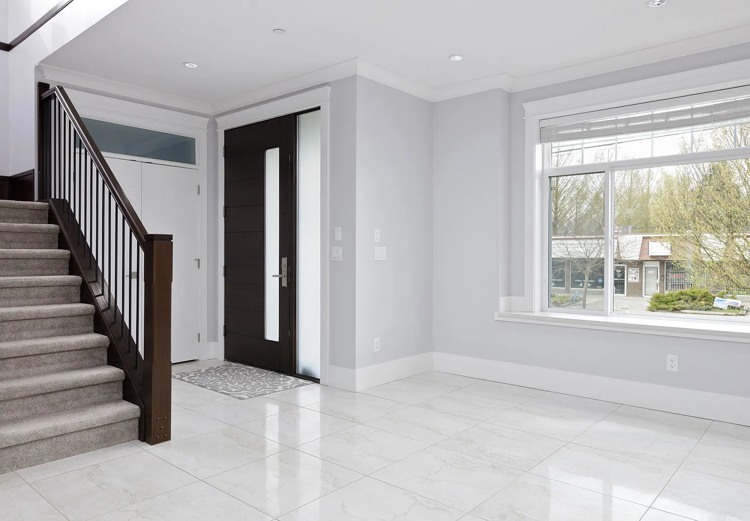 4 bed, 2579 sqft, $4,000 — Photo 1