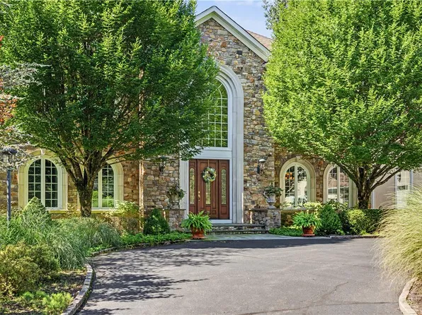 251 Municipal Rd, Erwinna, PA 18920